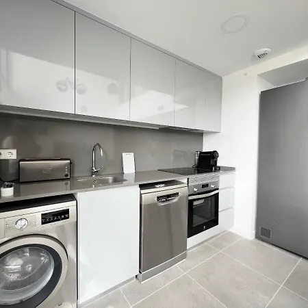 Lejlighed Beautiful Duplex Modern In - Inmodream *